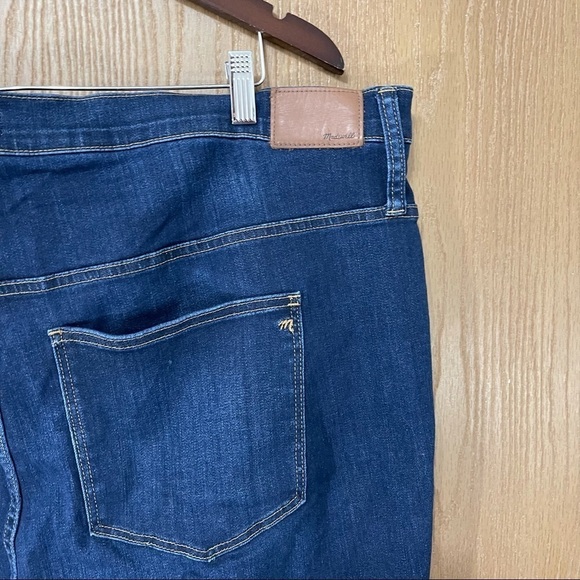 Madewell Jeans Women’s Plus Size 37 9" Mid Rise Skinny Button Fly Blue Dark Wash - Picture 5 of 9
